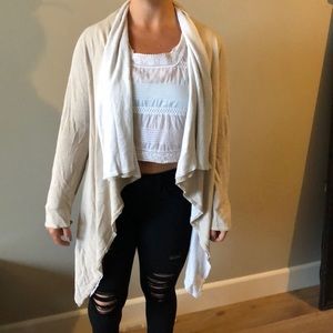 J Jill Beautiful cream cardigan